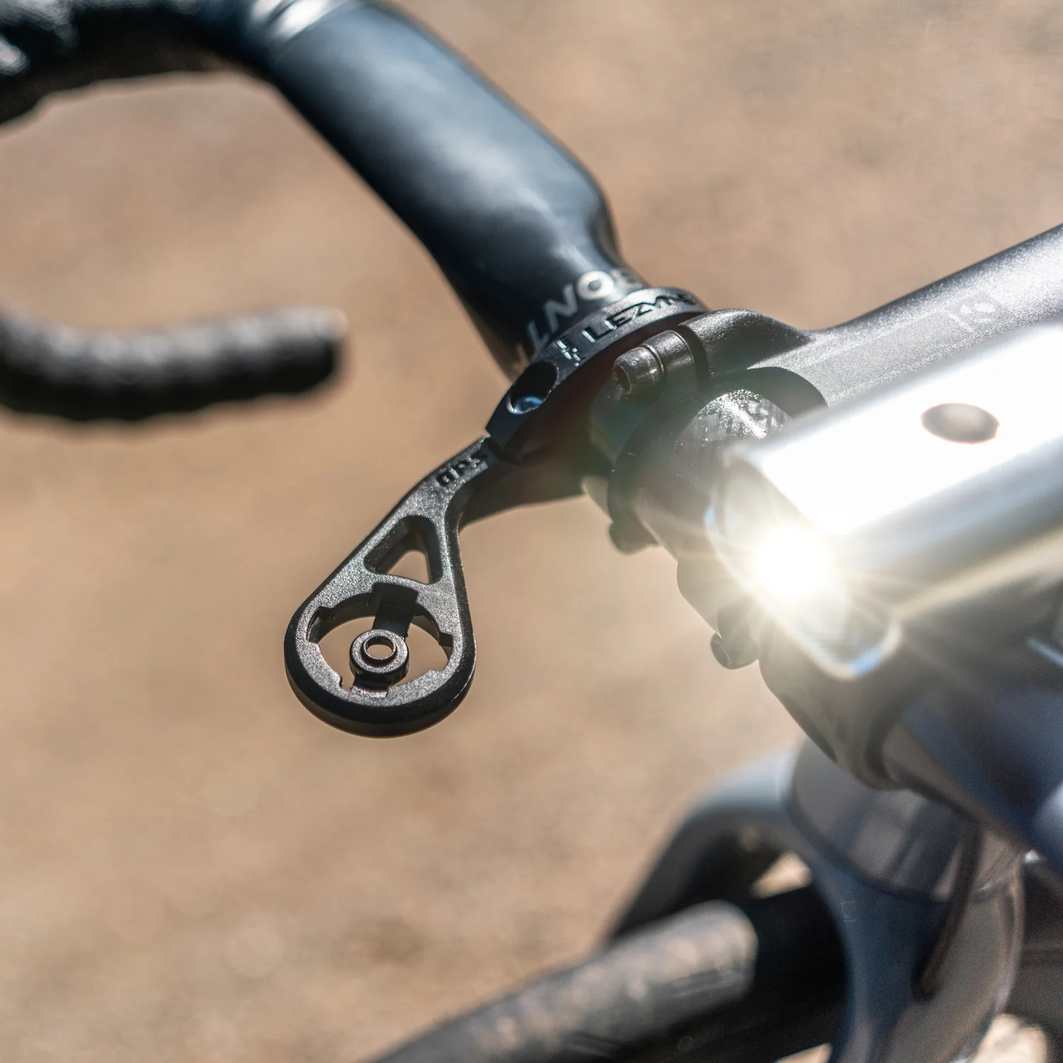 GPS FORWARD BAR MOUNT CM - Image 9