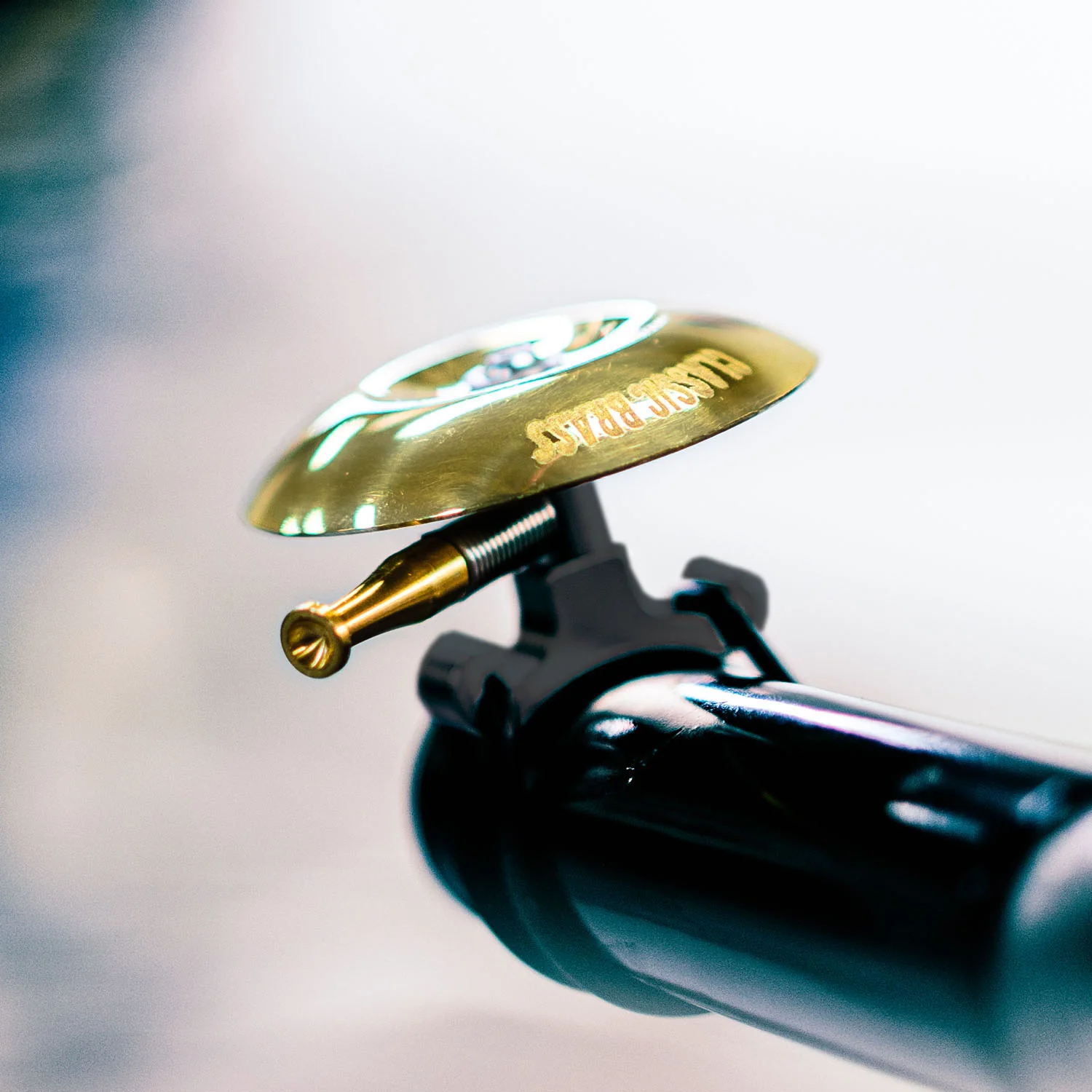 CLASSIC SHALLOW BRASS BELL - Image 4