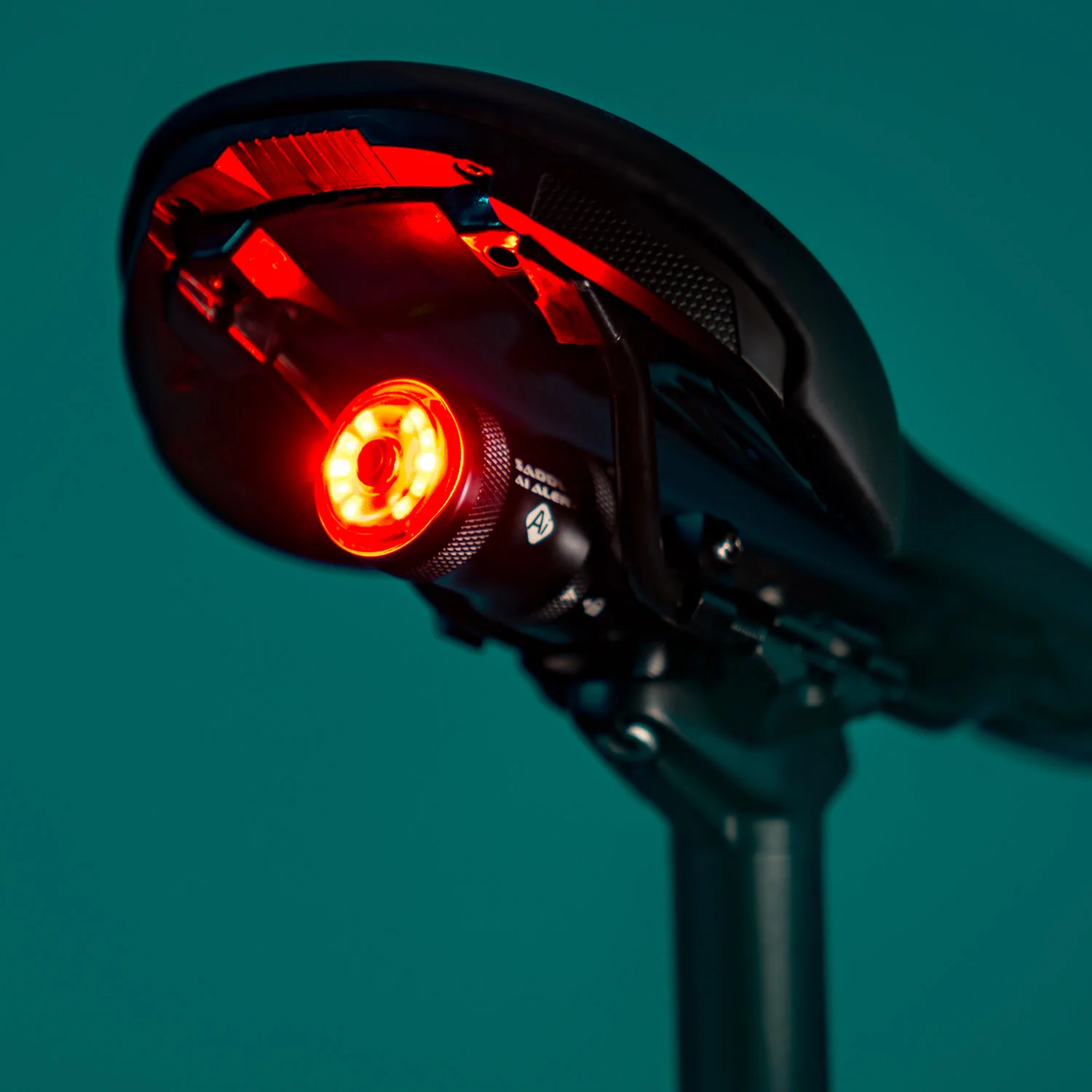 SADDLE Ai ALERT 250 REAR - Image 14