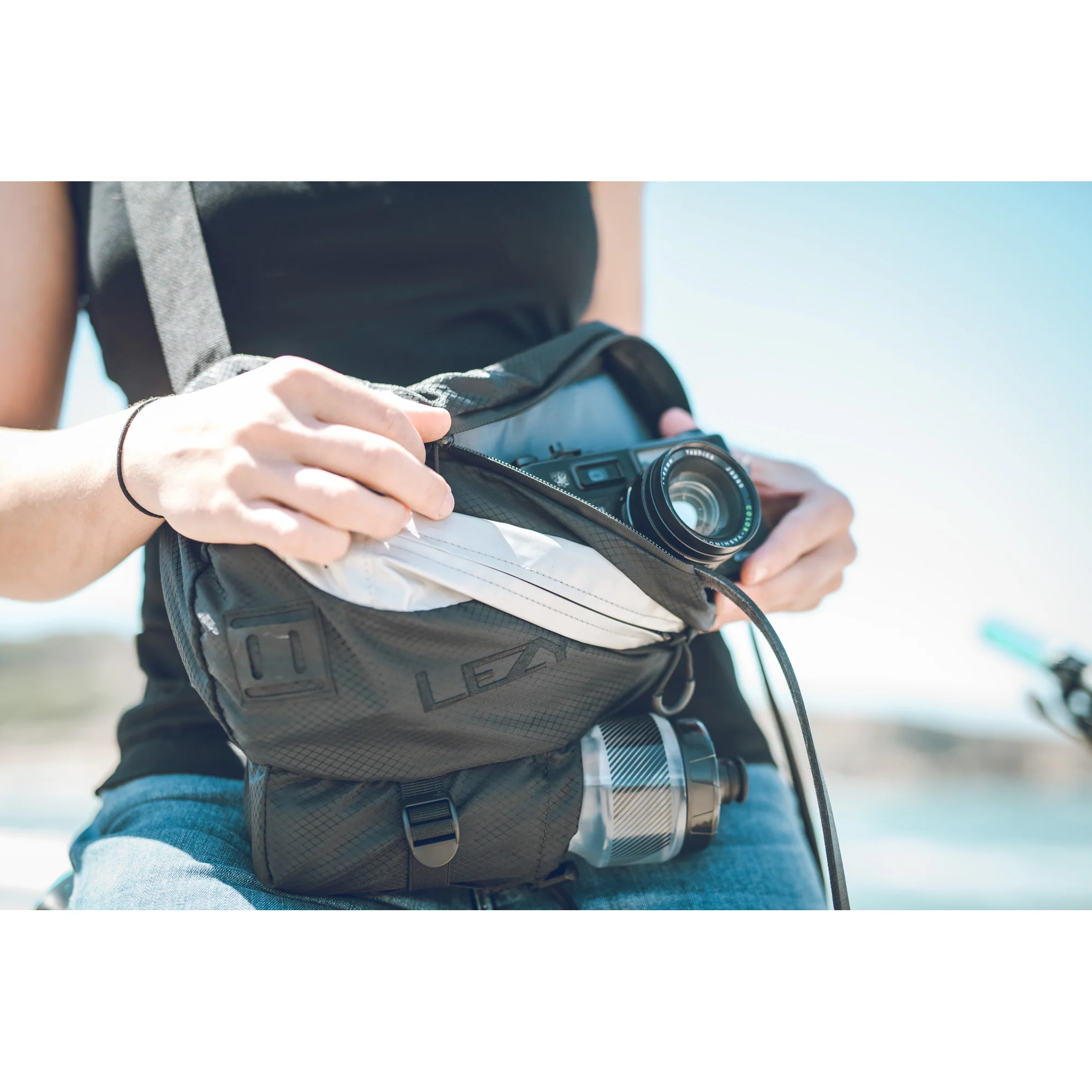 SHOULDER PACK - Image 6